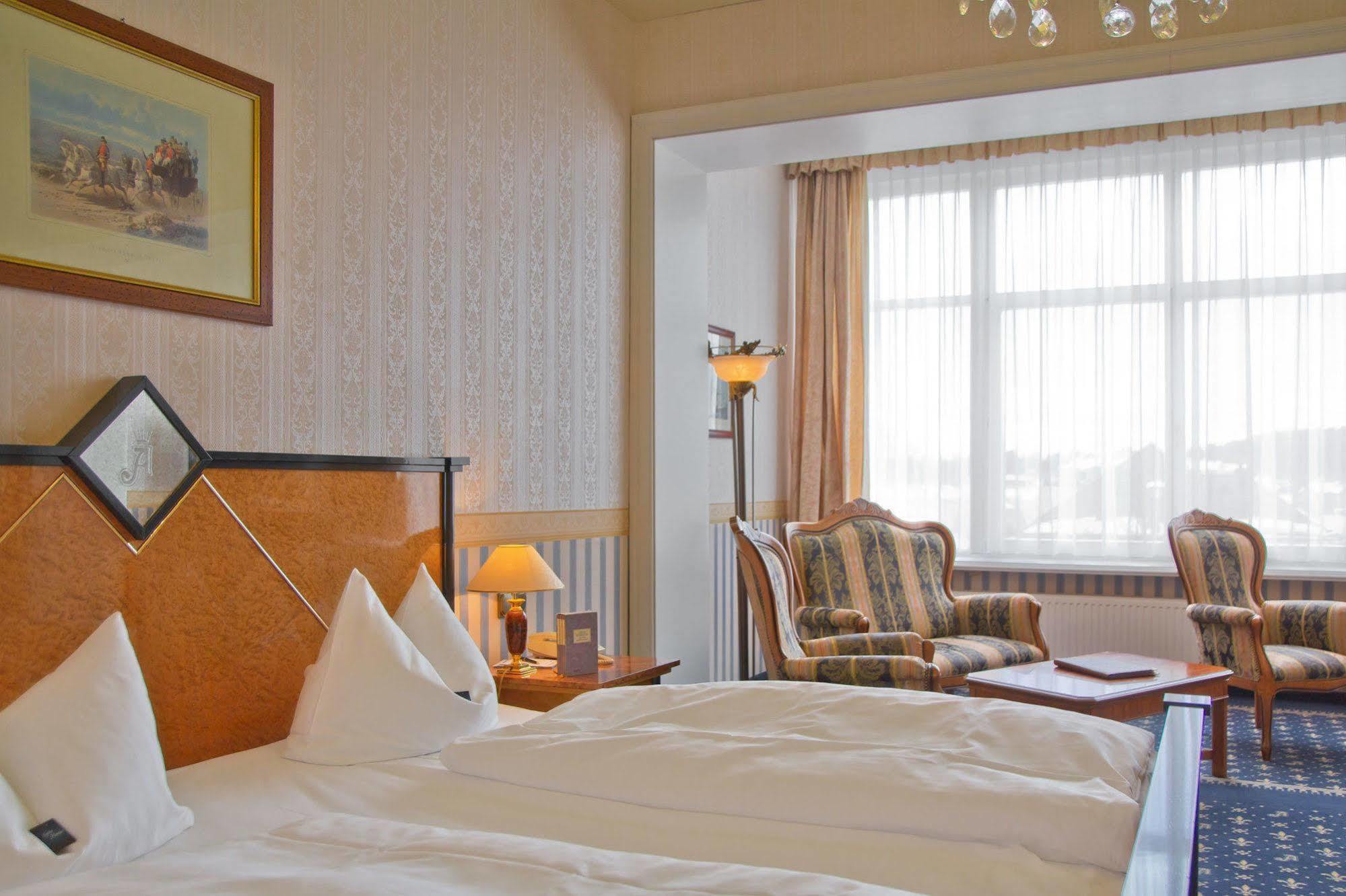 הרינגסדורף Seetelhotel Strandhotel Atlantic מראה חיצוני תמונה