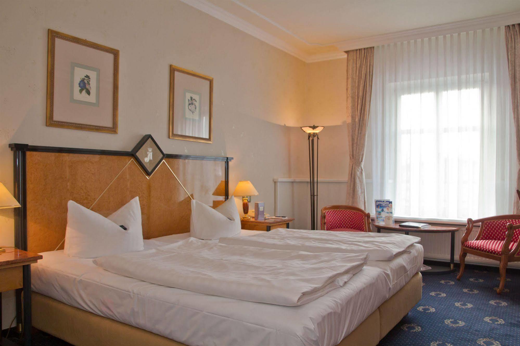 הרינגסדורף Seetelhotel Strandhotel Atlantic מראה חיצוני תמונה
