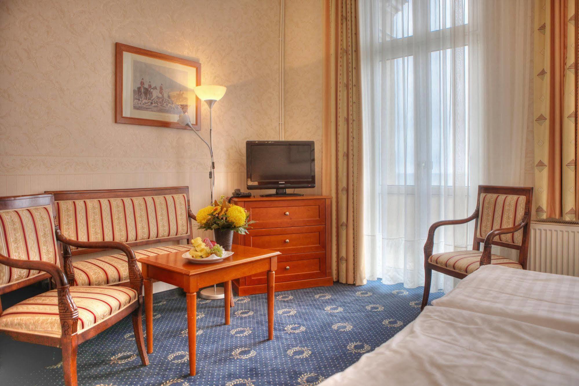 הרינגסדורף Seetelhotel Strandhotel Atlantic מראה חיצוני תמונה