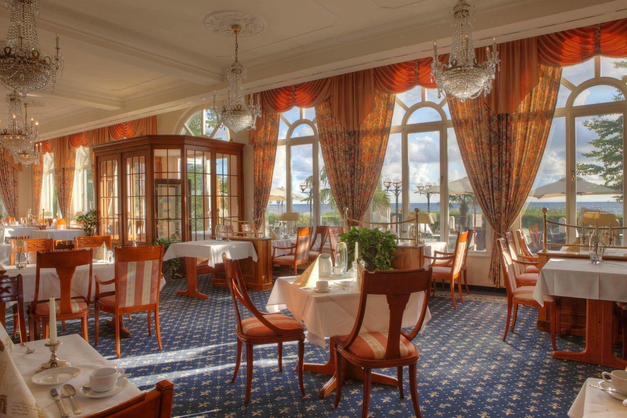 הרינגסדורף Seetelhotel Strandhotel Atlantic מראה חיצוני תמונה